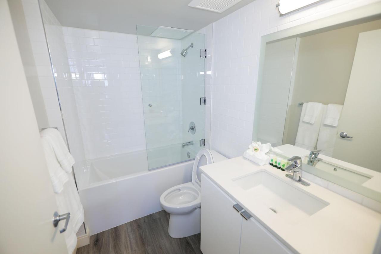 Aparthotel Dtla Tower Suites 4*